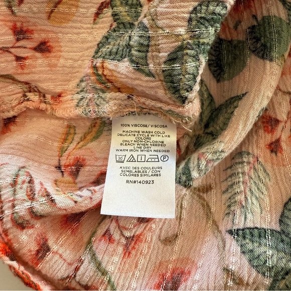 Loft- Size Small- Peach-Ruffle Sleeve-Short Sleeve-Women’s Small - Picture 6 of 9
